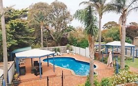 Coachman Motel And Holiday Units